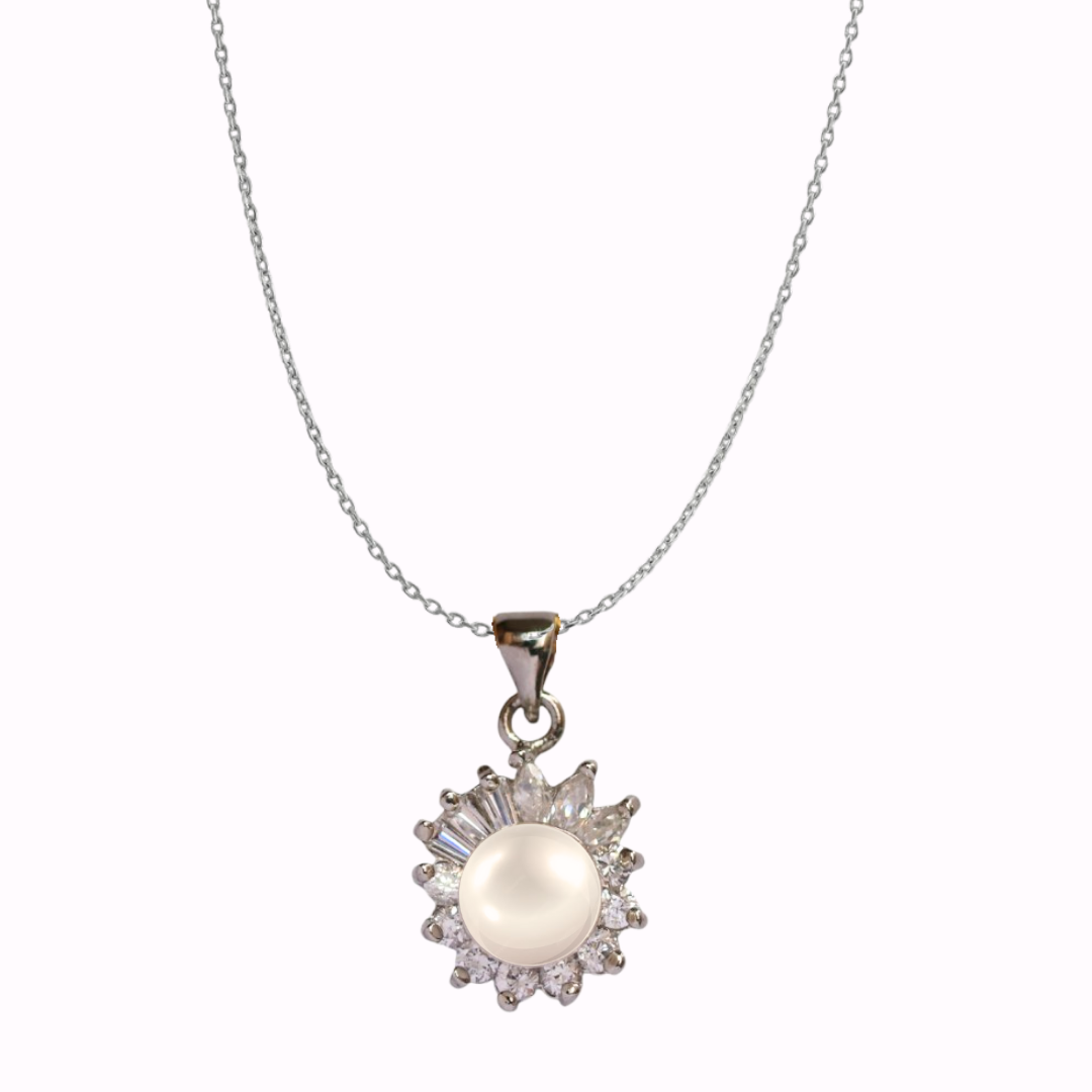Silver Essora Pearl Pendant Set