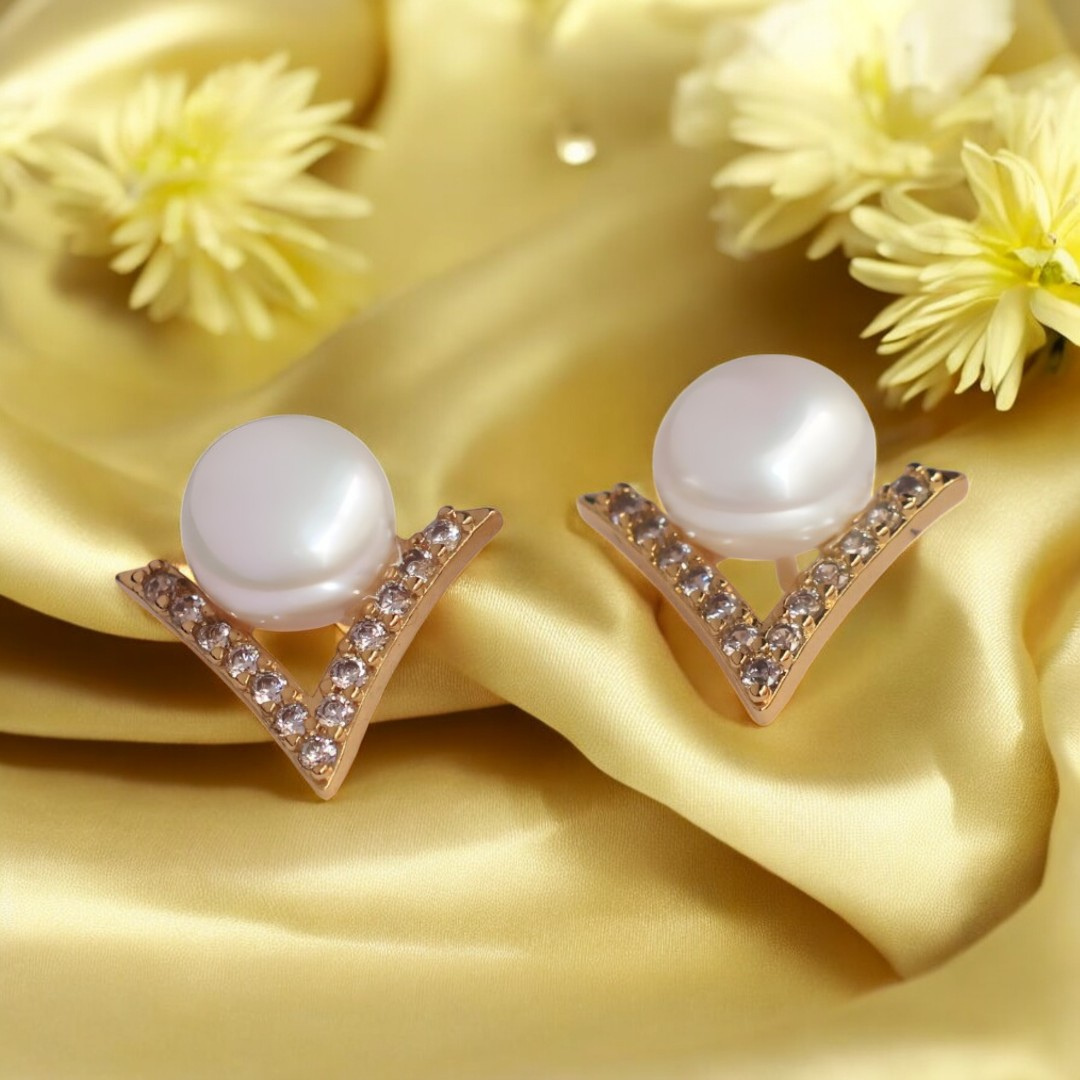 Golden Flora Pearl Studs