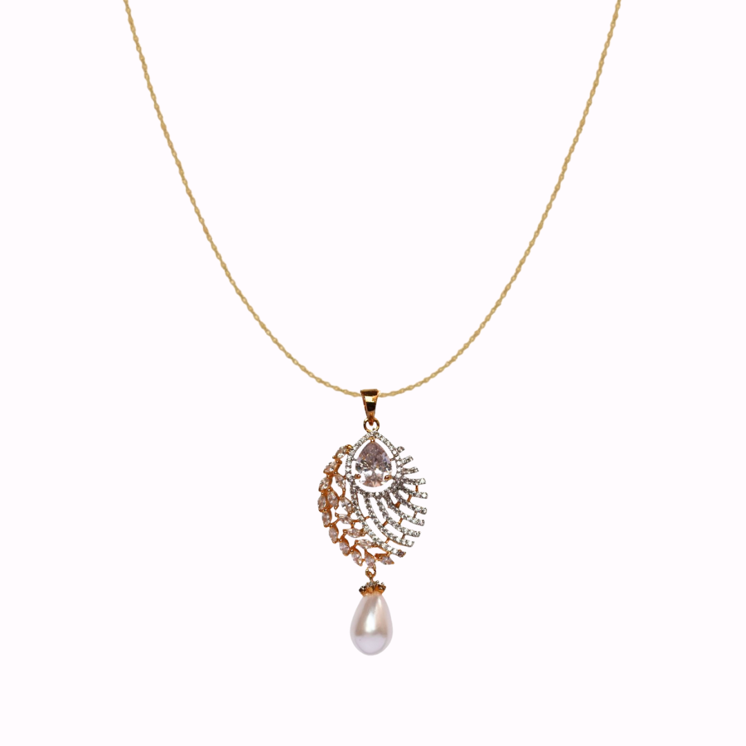 Golden Opulence Pearl Pendant Set