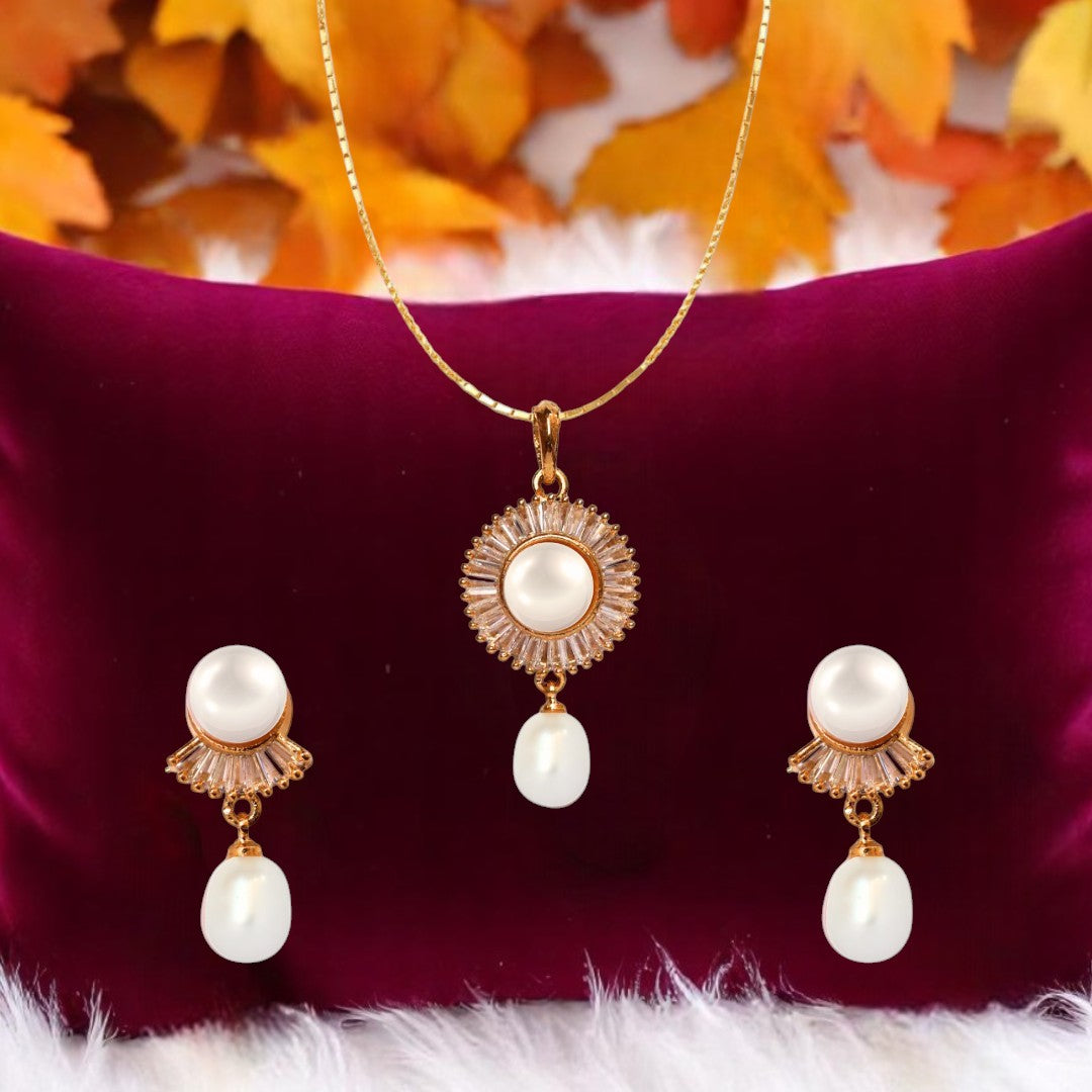 Golden Glister Pearl Pendant Set