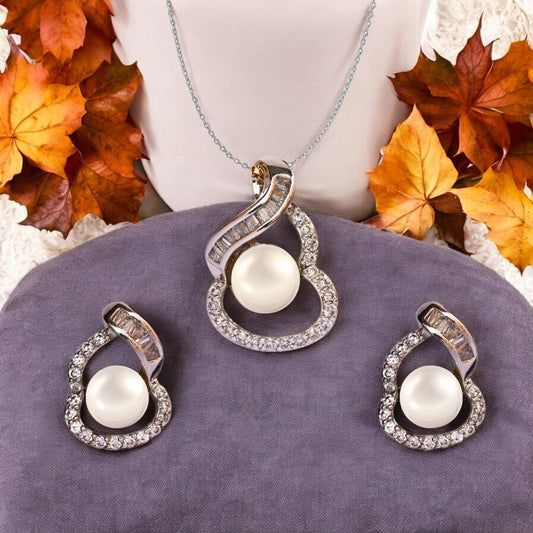 Silver Sunlit Pearl Pendant Set