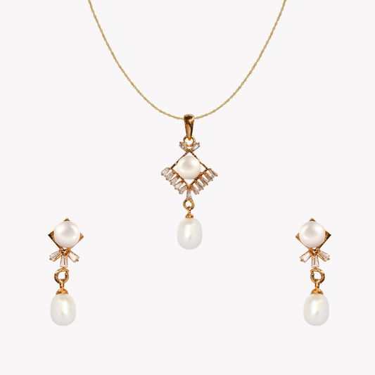 Golden Horizon Pearl Pendant Set