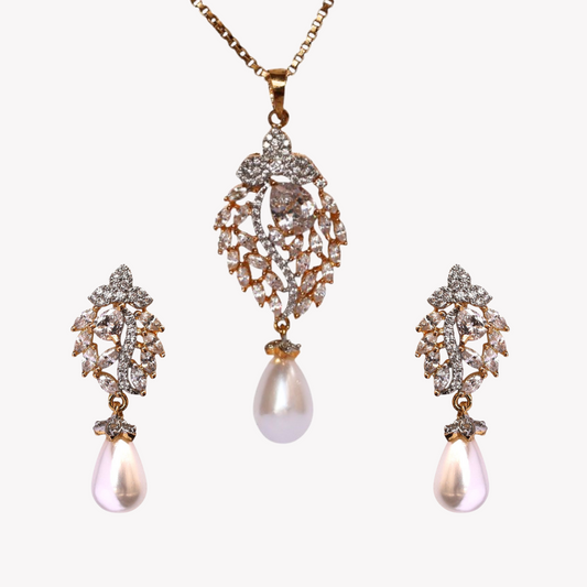 Golden Lush Pearl Pendant Set