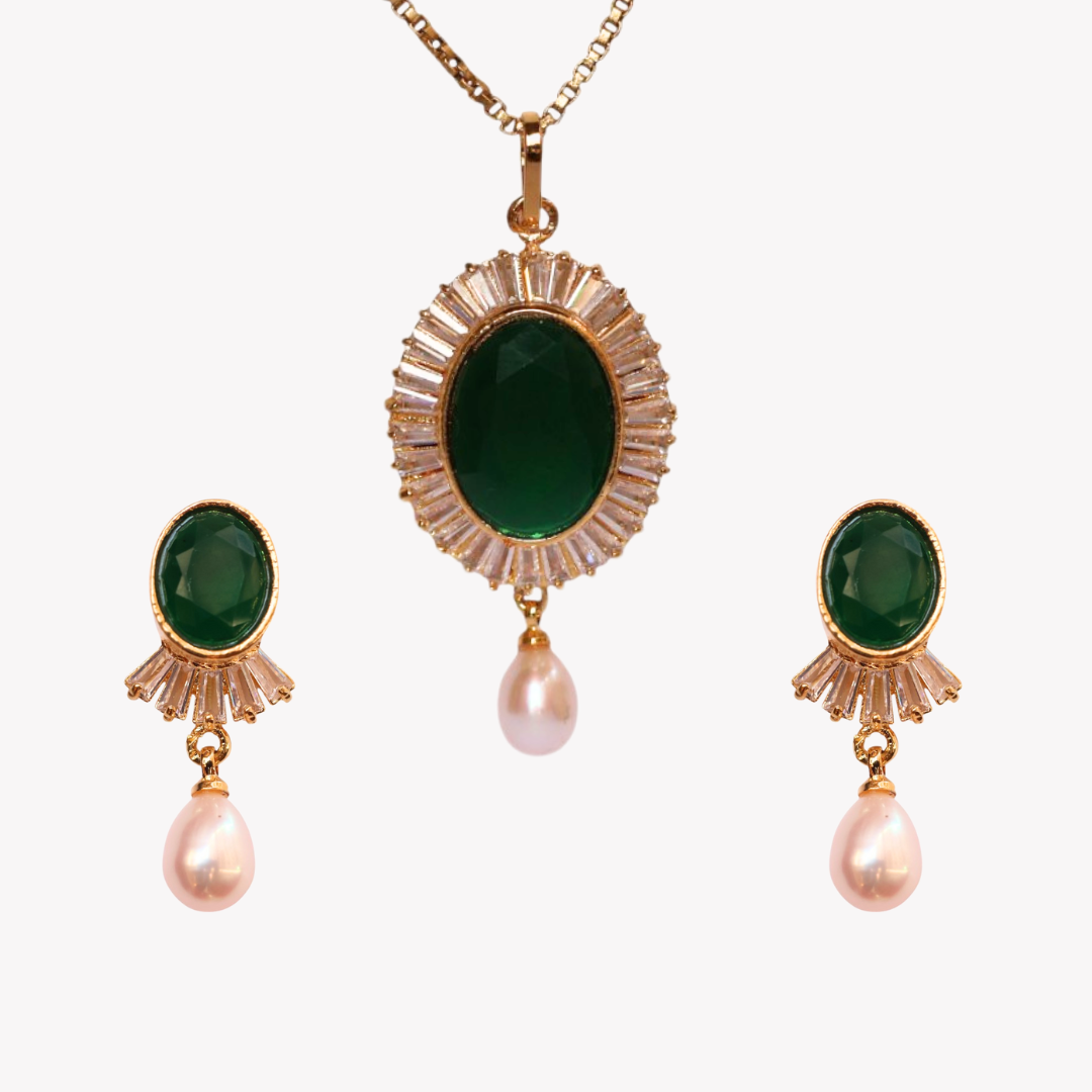 Emerald Luxe Pearl Pendant Set