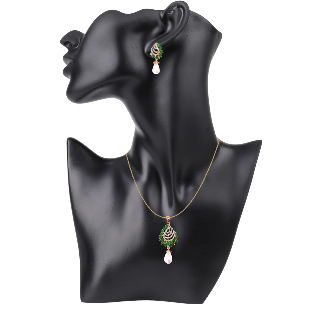 Emerald Oceana Pearl Pendant Set