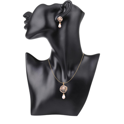 Golden Velora Pearl Pendant Set