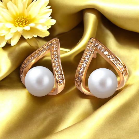 Golden Iris Pearl Studs