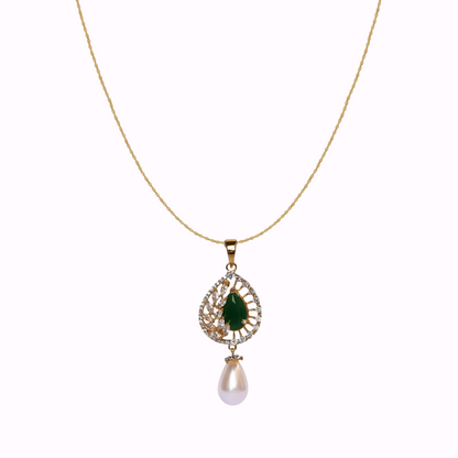 Emerald Charm Pearl Pendant Set