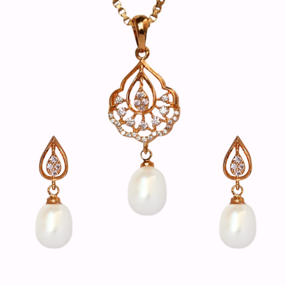 Golden Gloss Pearl Pendant Set