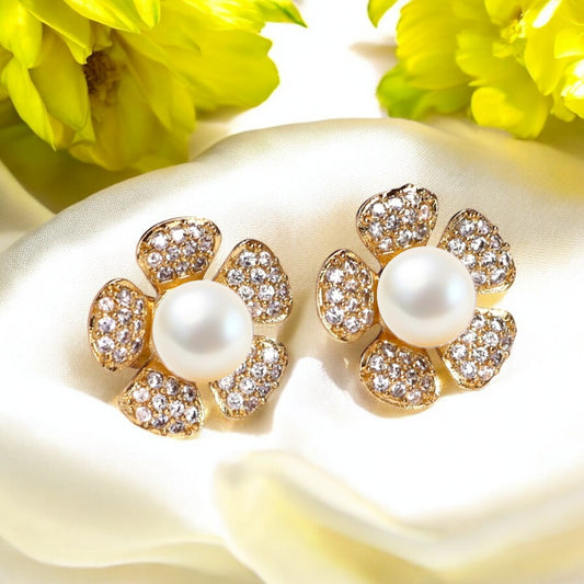 Golden Starglaze Pearl Studs