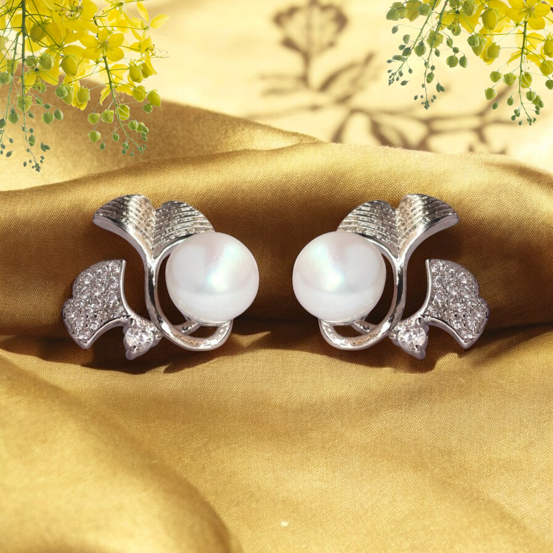 Silver Lusture Pearl Studs